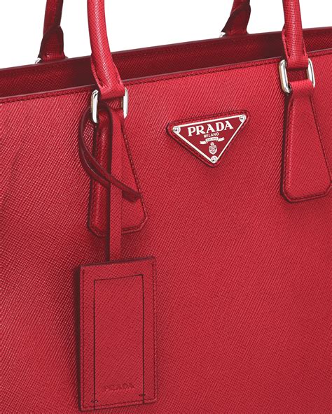 tas prada saffiano|Prada saffiano bag.